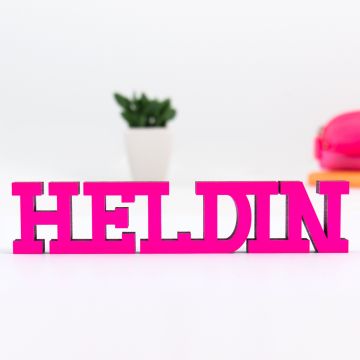 Dekoschriftzug Heldin